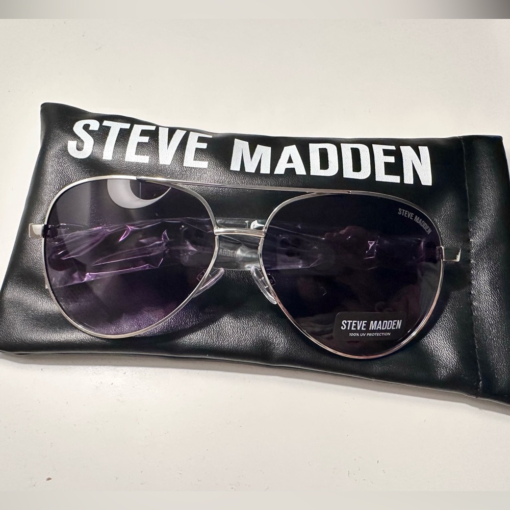 Steve Madden Silver Susana Aviator Sunglasses - Picture 2 of 4